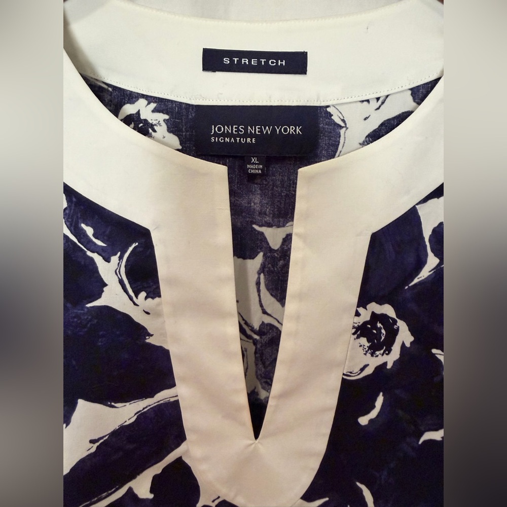 NWT Jones New York Signature Cotton V Neck Tunic Top Floral Print - Navy Wht -XL - Picture 5 of 10